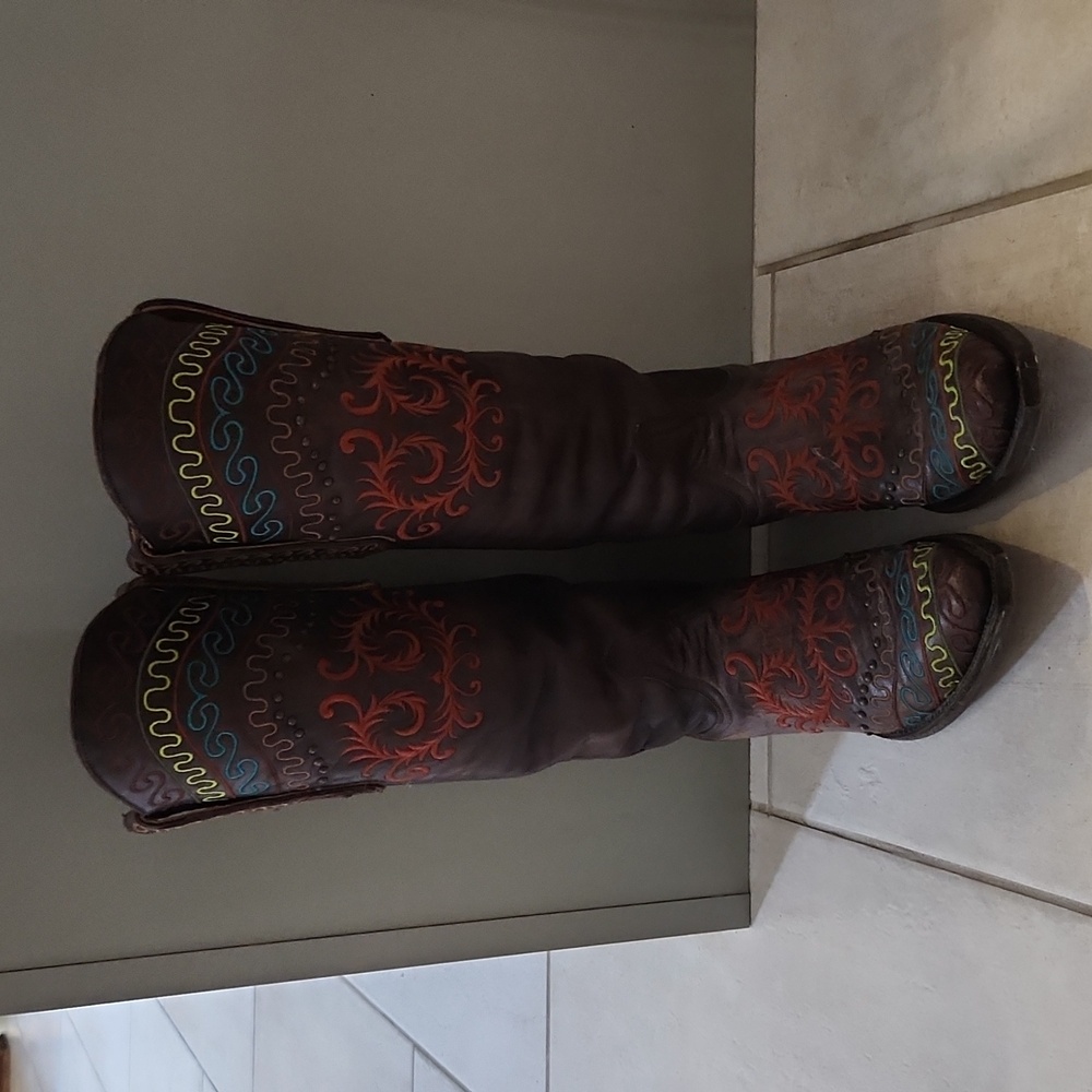 Old Gringo cowboy boots